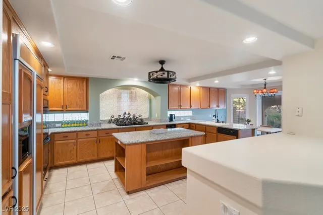 $950,000 | 7550 Jacaranda Bay Street, Las Vegas, NV 89139