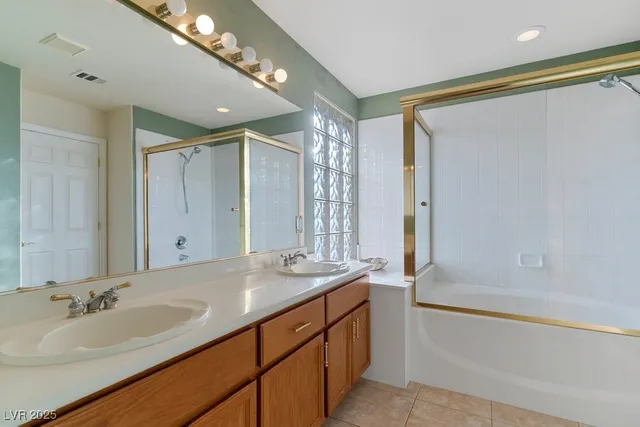 $950,000 | 7550 Jacaranda Bay Street, Las Vegas, NV 89139