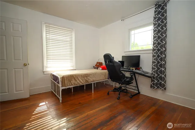 $395,000 | 1402 South 56th Street, Tacoma, WA 98408