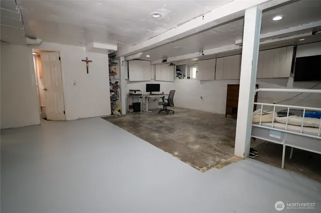 $395,000 | 1402 South 56th Street, Tacoma, WA 98408