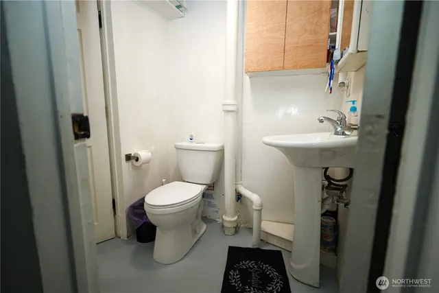 $395,000 | 1402 South 56th Street, Tacoma, WA 98408