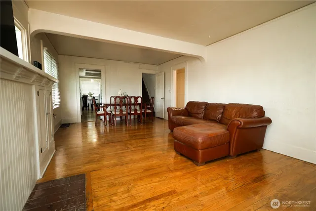 $395,000 | 1402 South 56th Street, Tacoma, WA 98408