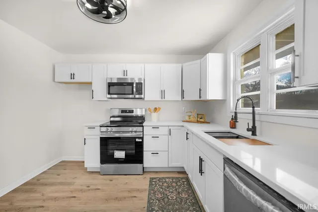 $249,900 | 521 Holly Lane, Kokomo, IN 46902