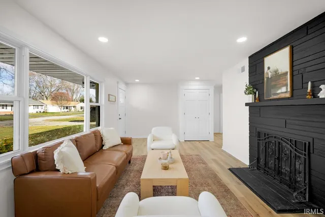 $249,900 | 521 Holly Lane, Kokomo, IN 46902