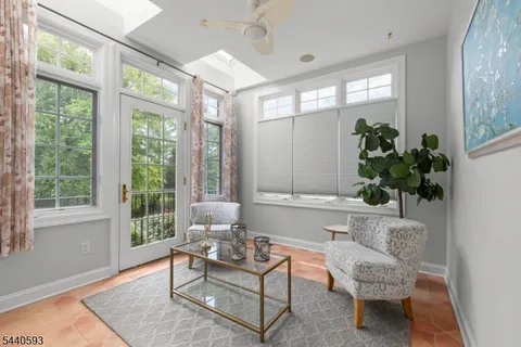 $1,950,000 | 33 Fox Run, North Caldwell, NJ 07006