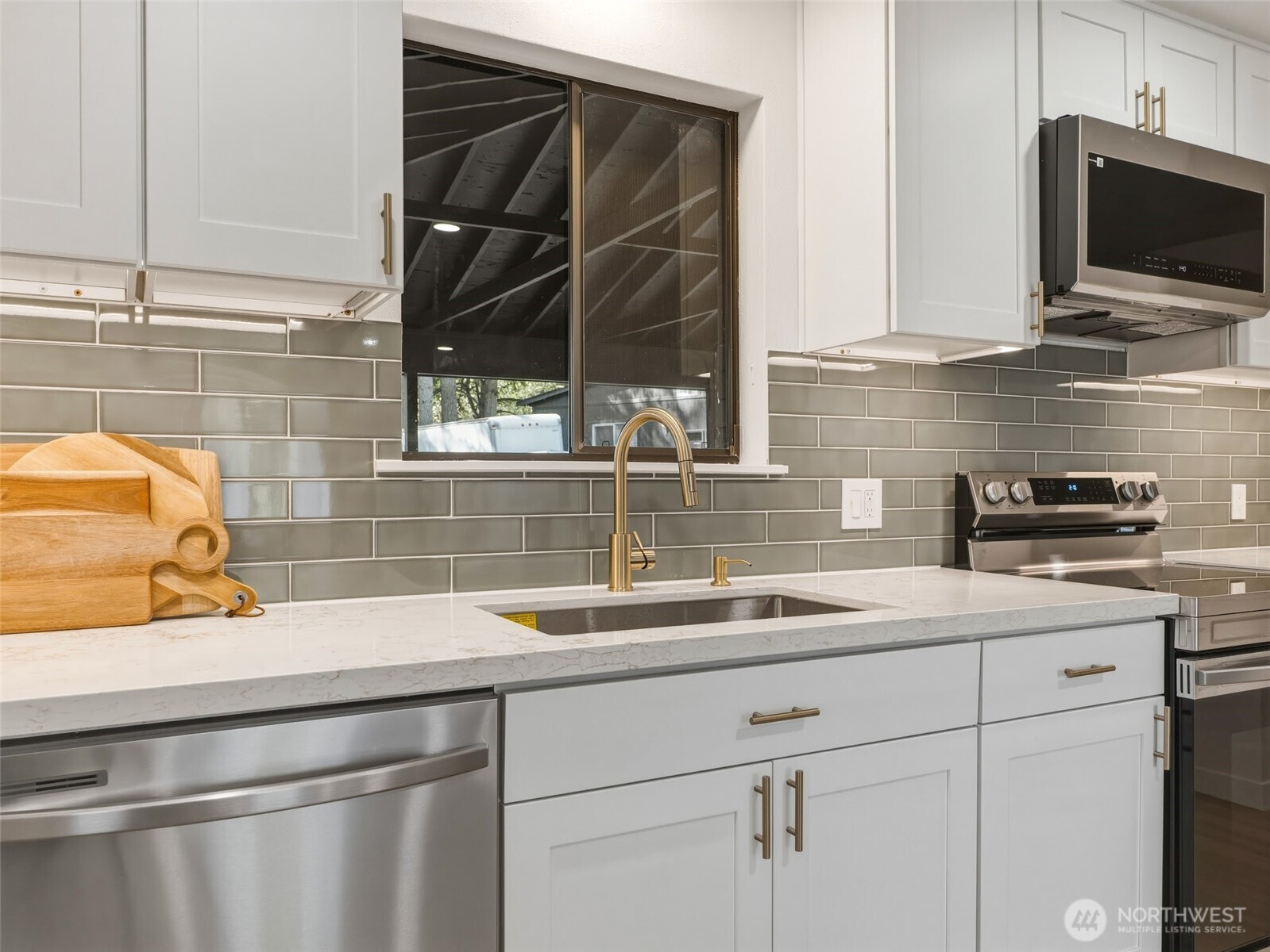 1366 Southeast Se High Ridge Port Orchard, WA 98367 - Photo 7 of 30