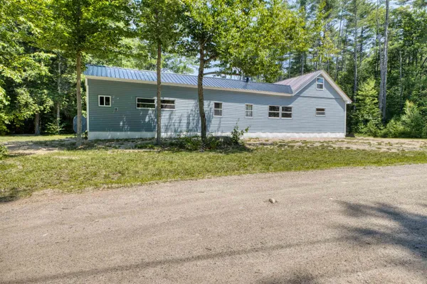 $299,000 | 98 Thibodeau Lane, Tamworth, NH 03886
