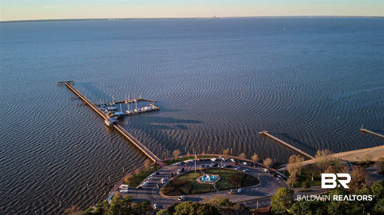 293 Westley Street Fairhope, AL 36532 - Photo 47 of 49 1.8 miles to Fairhope Beach & Pier on Mobile Bay