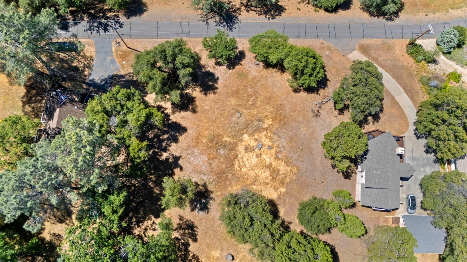 308 Longview Street Groveland, CA 95321 - Photo 5 of 16 an aerial view of a house with a yard