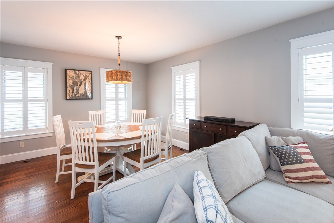 32 Hammond Street Newport, RI 02840 - Photo 12 of 30