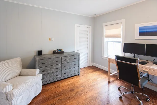 $3,500 | 32 Hammond Street, Newport, RI 02840