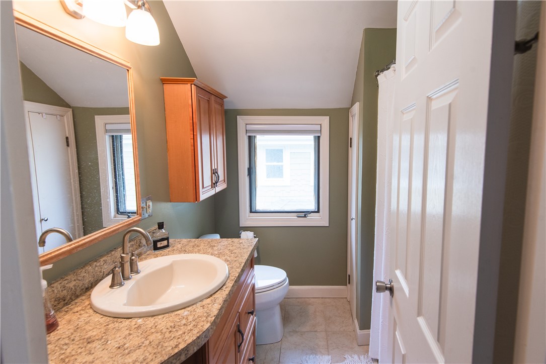 32 Hammond Street Newport, RI 02840 - Photo 23 of 30