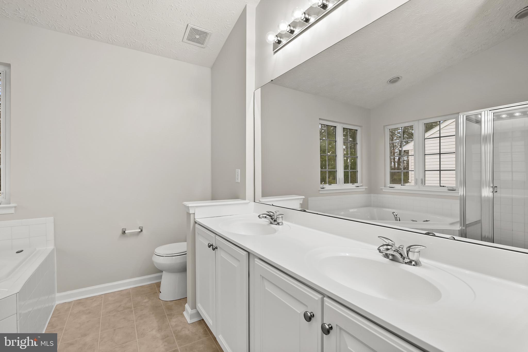 7728 Rotherham Drive Hanover, MD 21076 - Photo 29 of 64 Primary Bath