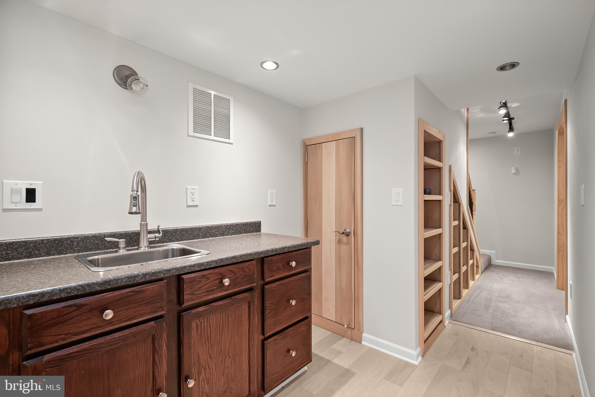 7728 Rotherham Drive Hanover, MD 21076 - Photo 41 of 64 Wet Bar