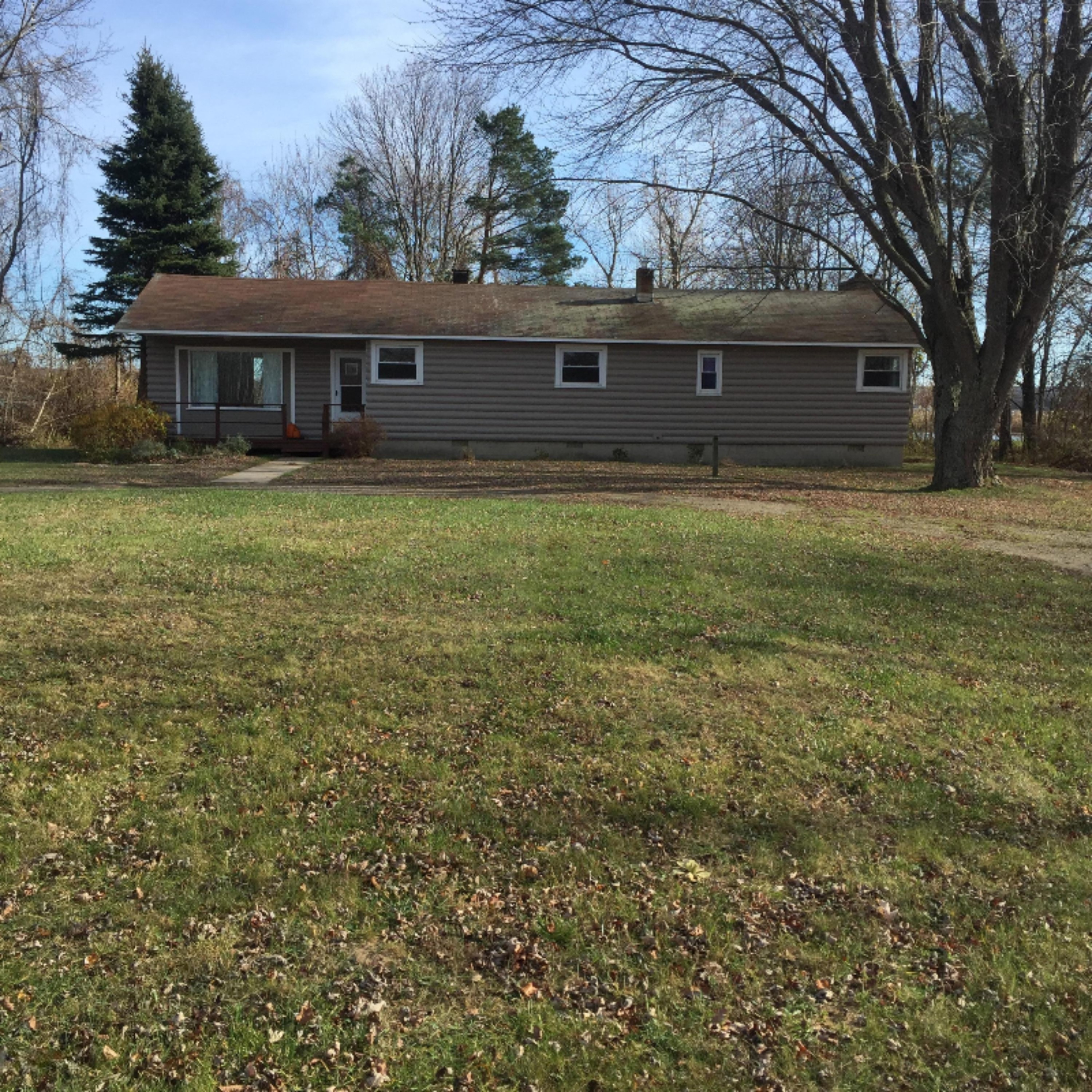 8495 Bayview Road Onekama, MI 49675 - Photo 22 of 29 IMG_0157