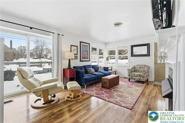 $2,450 | 1620 North 19th Street, Allentown, PA 18104