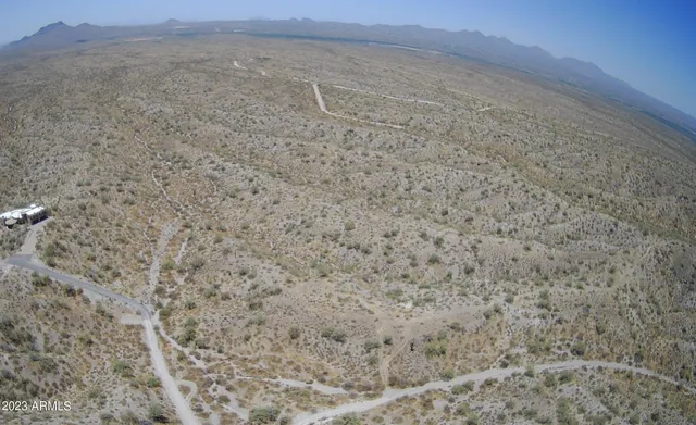 a view of a sky view