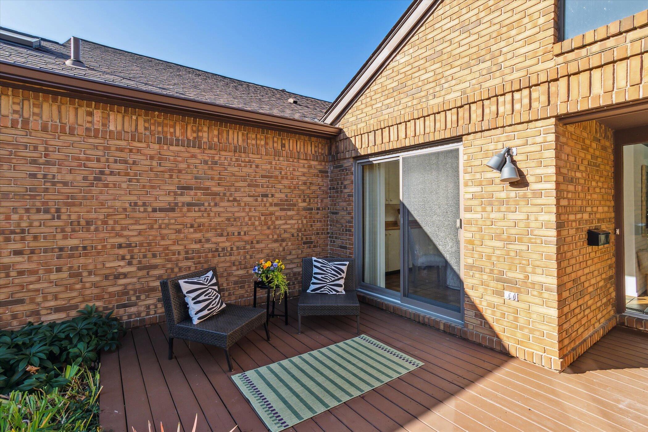 3935 Ridgmaar Square Ann Arbor, MI 48105 - Photo 7 of 60 44-3935-Ridgmaar-Square-Ann-Arbor-MI-481
