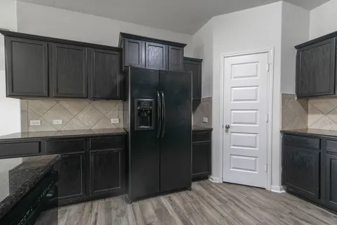 $299,000 | 112 Hawkins Court, Hutto, TX 78634