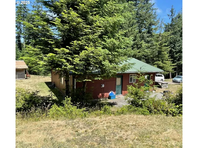 $415,000 | 33052 Cedar Valley Drive, Gold Beach, OR 97444