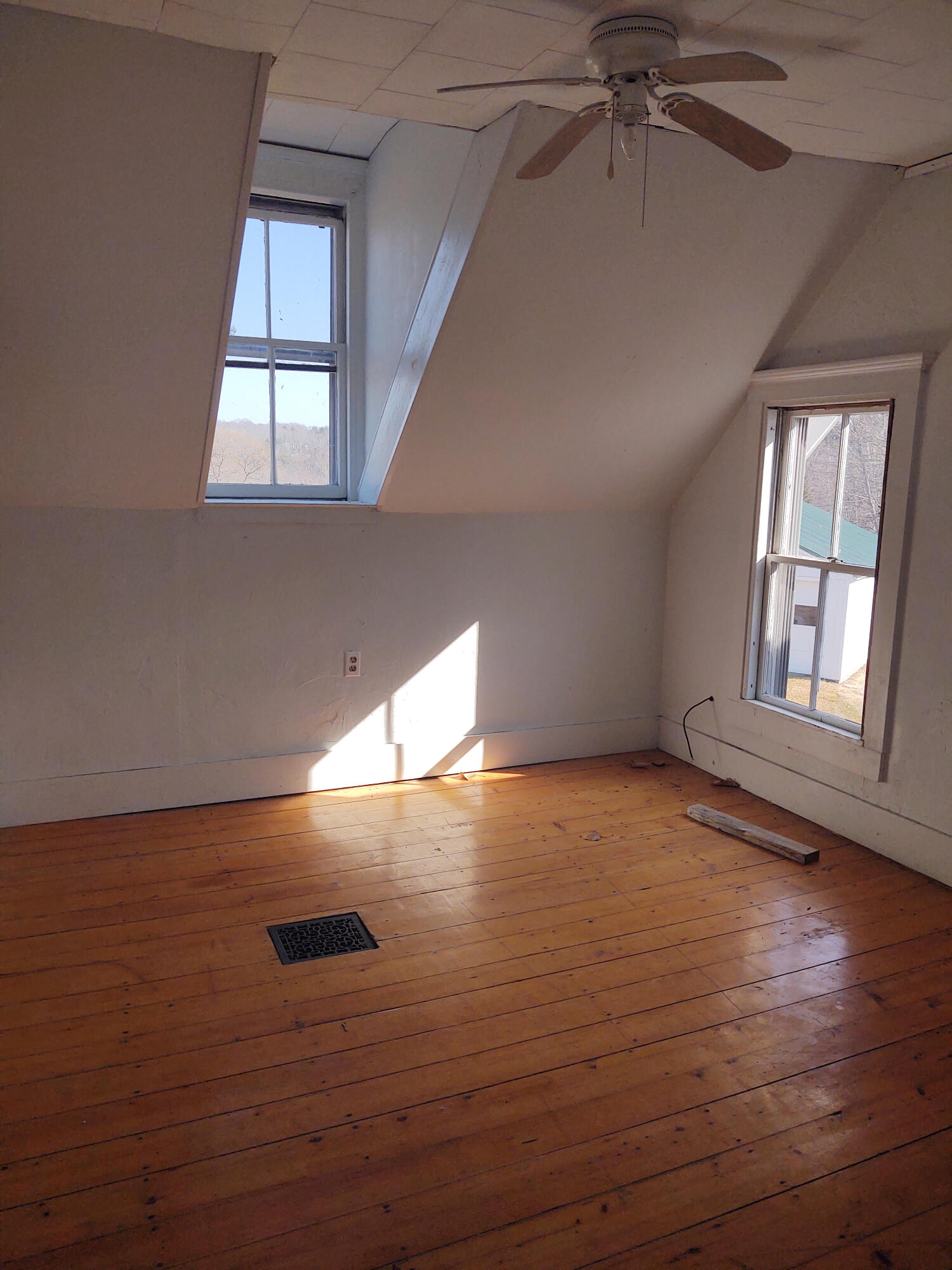 23 Castine Road Orland, ME 04472 - Photo 22 of 30 BR 2 second