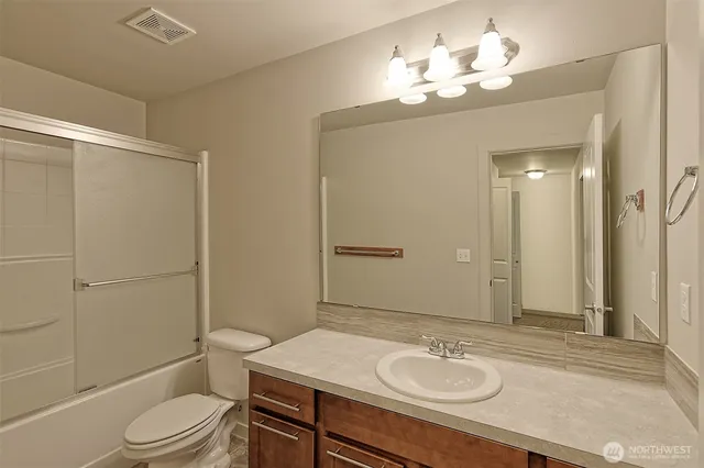 $2,850 | 10502 14th Drive Southeast, Everett, WA 98208