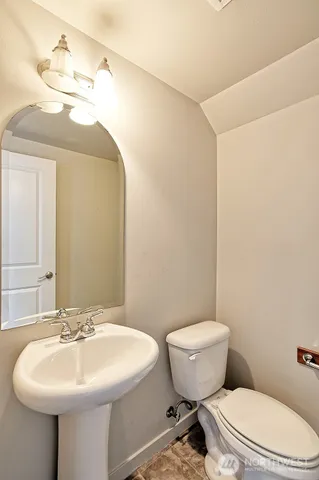 $2,850 | 10502 14th Drive Southeast, Everett, WA 98208