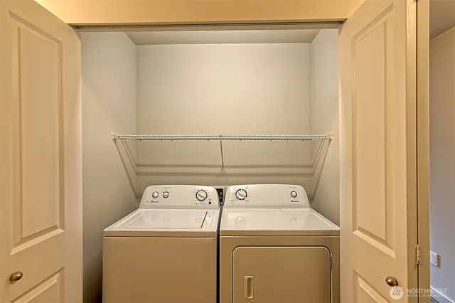 $2,850 | 10502 14th Drive Southeast, Everett, WA 98208