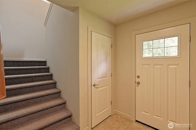 $2,850 | 10502 14th Drive Southeast, Everett, WA 98208