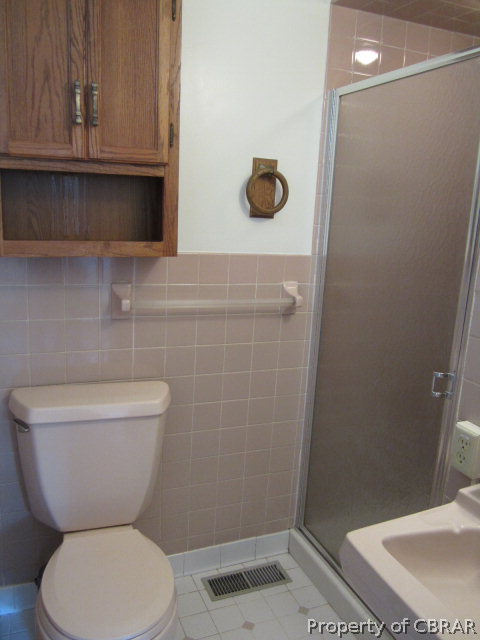 114 South Sioux Road Kilmarnock, VA 22482 - Photo 16 of 17