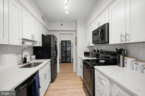 $595,000 | 5800 Nicholson Lane, Unit 1307, Rockville, MD 20852