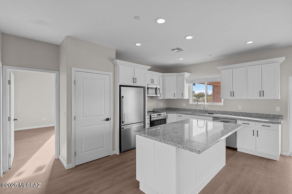 3645 East Rollins Road Tucson, AZ 85739 - Photo 13 of 36