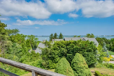 $1,795,000 | 93 Harris Meadow Lane, Barnstable, MA 02630
