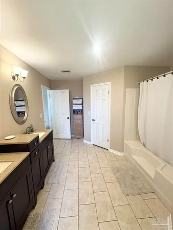 $2,100 | 10936 Oak Valley Drive, Pensacola, FL 32506