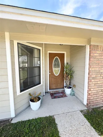 $2,100 | 10936 Oak Valley Drive, Pensacola, FL 32506
