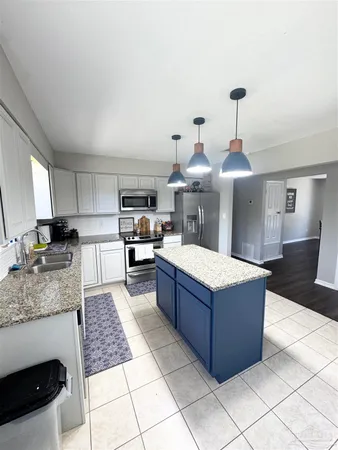 $2,100 | 10936 Oak Valley Drive, Pensacola, FL 32506