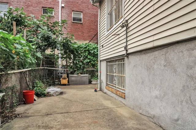 $1,225,000 | 23-08 31st Drive | Astoria