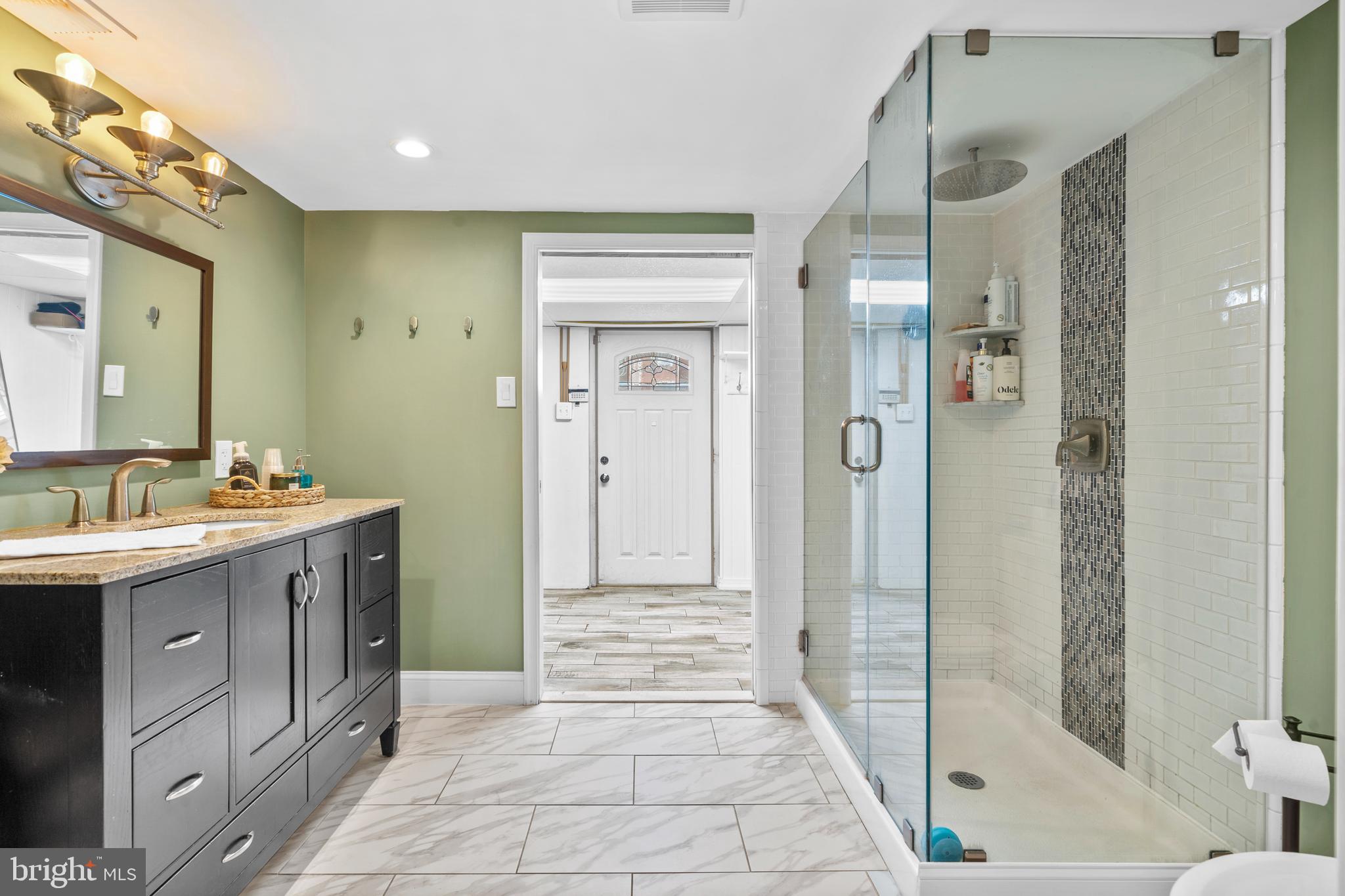 12449 Sweet Briar Road Philadelphia, PA 19154 - Photo 28 of 38 Gallery Image 28