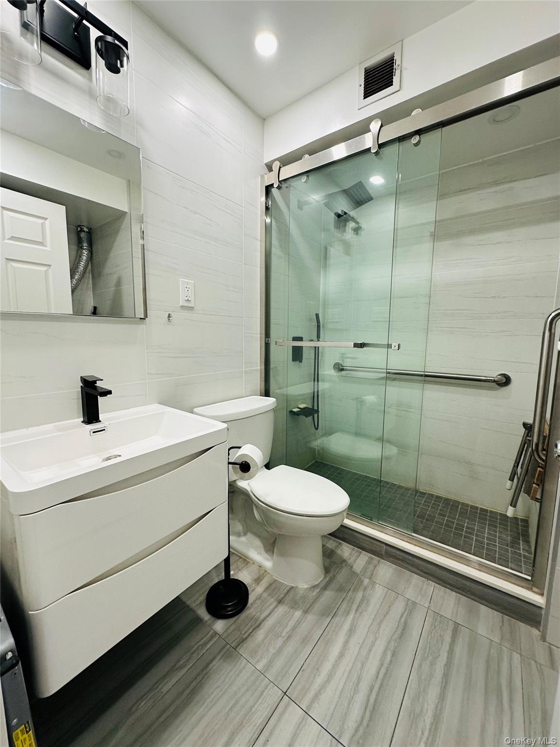 136-17 Maple Avenue, Unit 5A Queens, NY 11355 - Photo 8 of 12