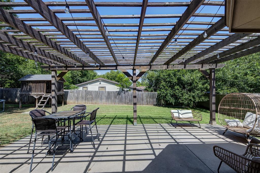 1606 North Mcdonald Avenue, Unit B Decatur, TX 76234 - Photo 25 of 25
