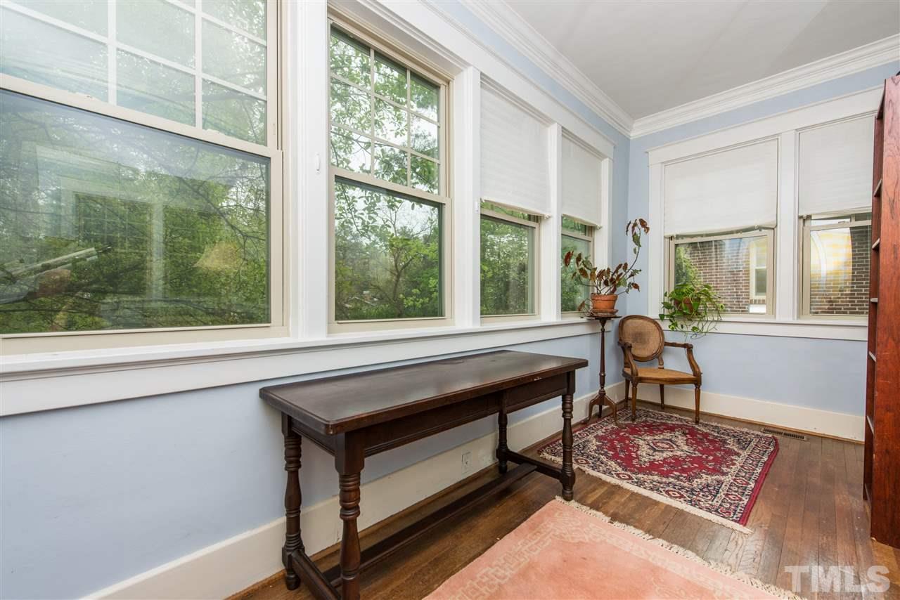 2216 Creston Road Raleigh, NC 27608 - Photo 12 of 21