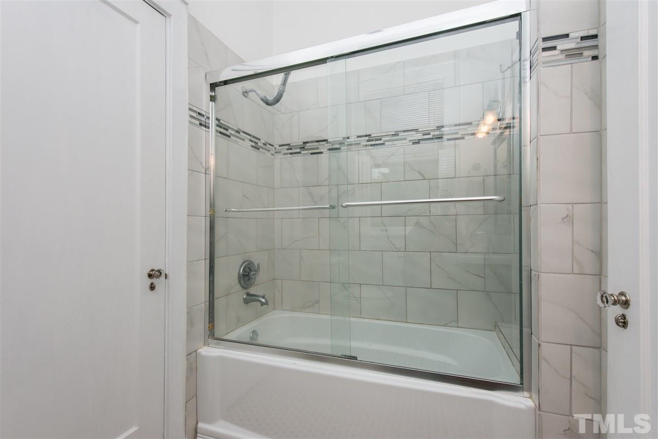 2216 Creston Road Raleigh, NC 27608 - Photo 15 of 21