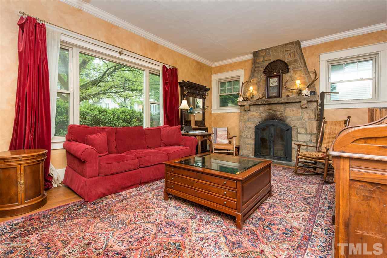 2216 Creston Road Raleigh, NC 27608 - Photo 4 of 21