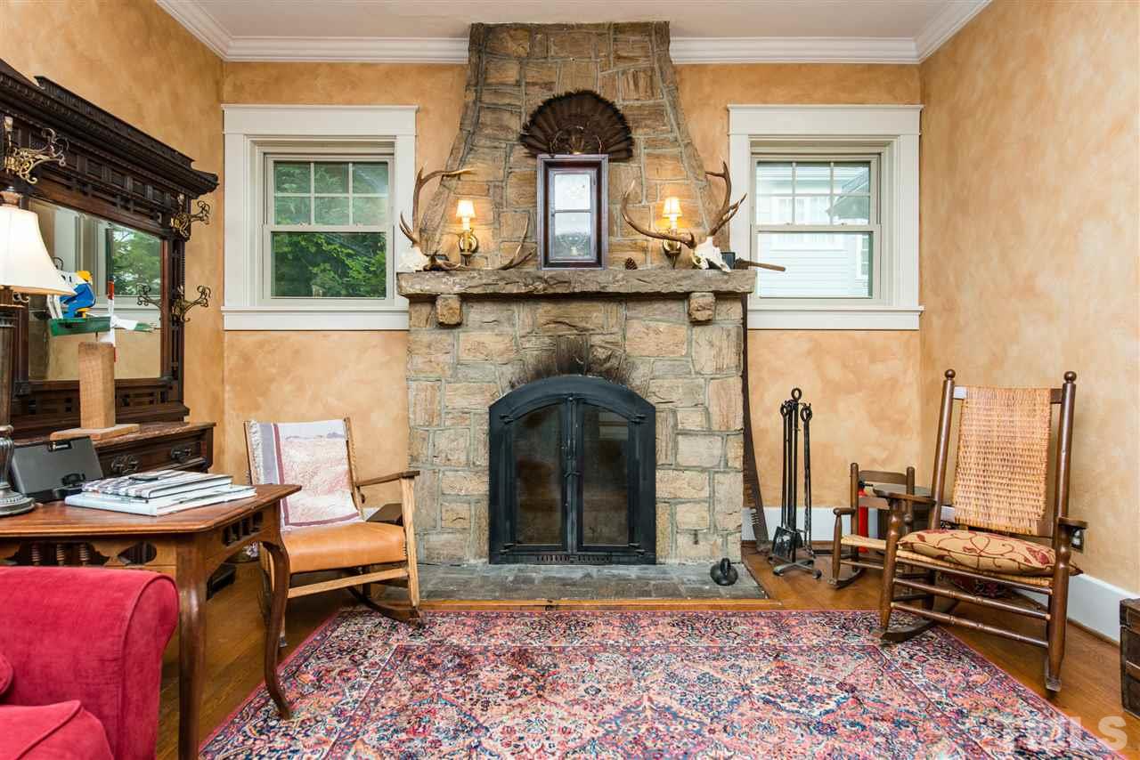 2216 Creston Road Raleigh, NC 27608 - Photo 5 of 21
