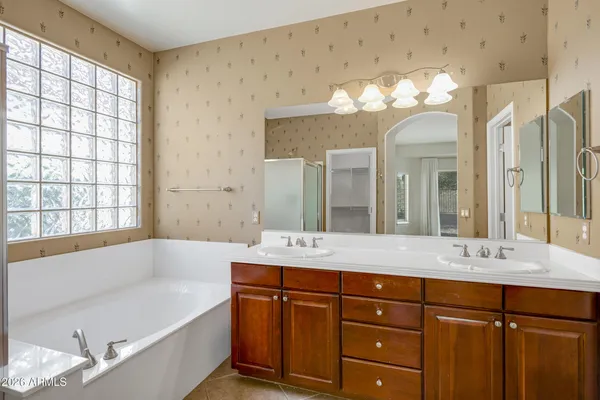 $2,500 | 6417 West Gambit Trail, Phoenix, AZ 85083