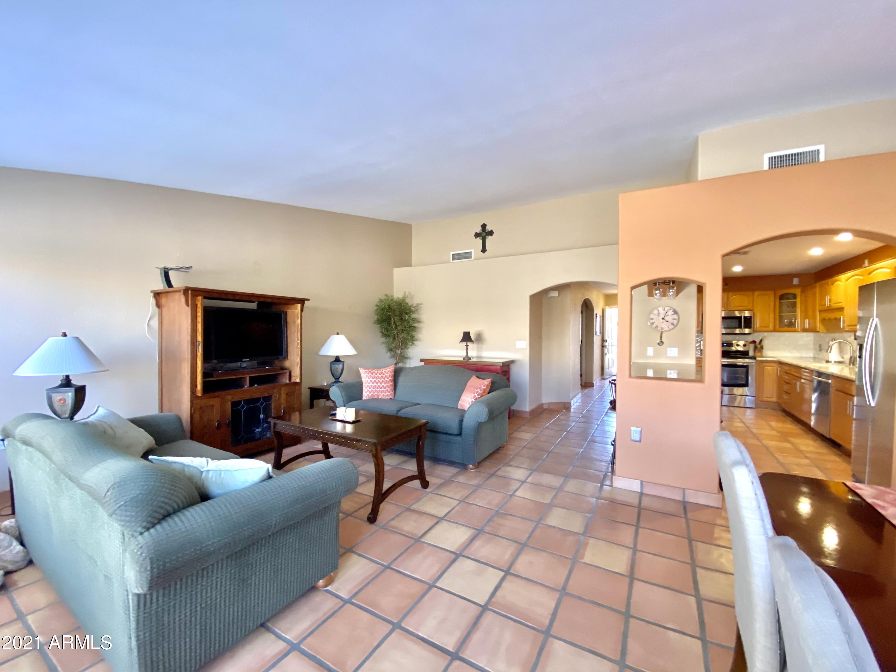 2329 North Recker Road, Unit 90 Mesa, AZ 85215 - Photo 6 of 22 Large great room