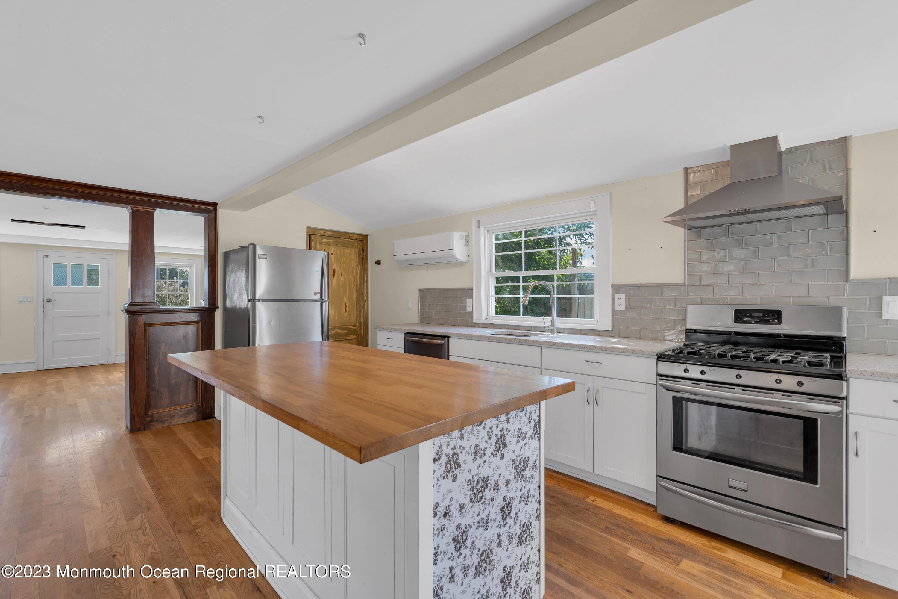 803 Ocean Road Point Pleasant, NJ 08742 - Photo 11 of 43 011_dsc01932