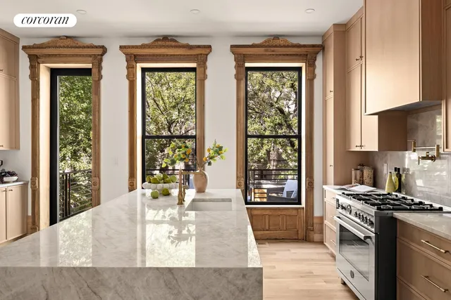 $2,595,000 | 569 Monroe Street | Bedford-Stuyvesant