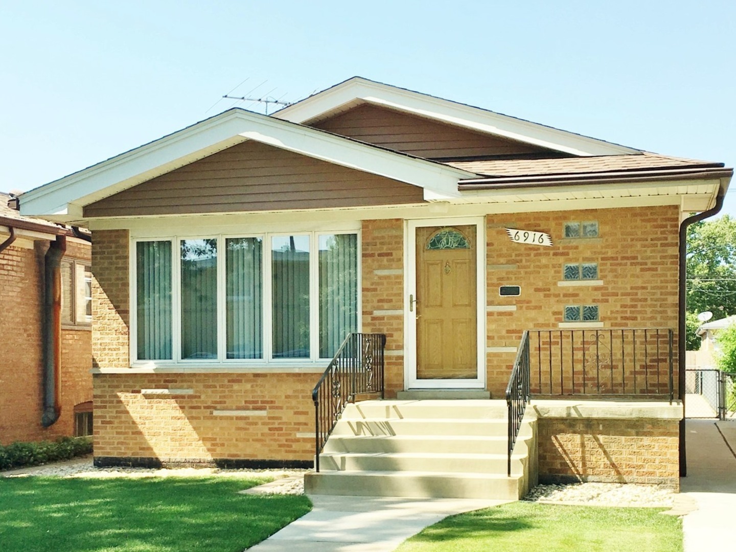 6916 West 64th Place Chicago, IL 60638 - Photo 1 of 1