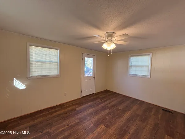 $1,300 | 2474 Quewhiffle Road, Aberdeen, NC 28315